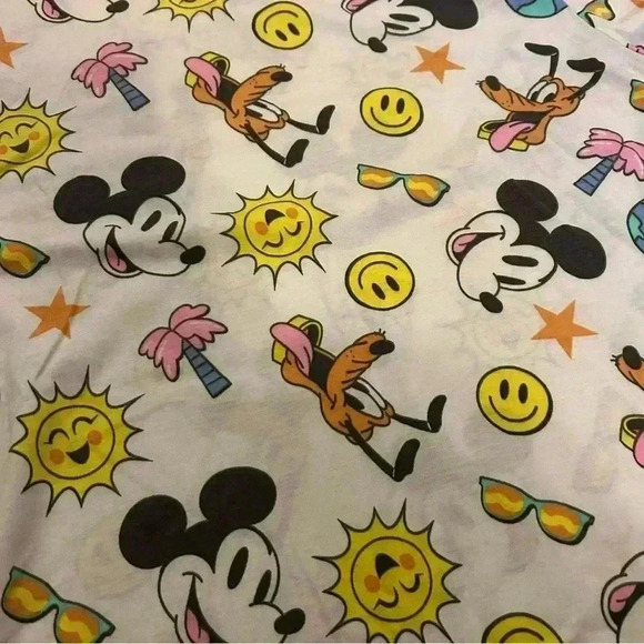 Women’s Disney Mickey Mouse Pluto All Over Summer Fun Print Shirt Size 2XL - Picture 2 of 4